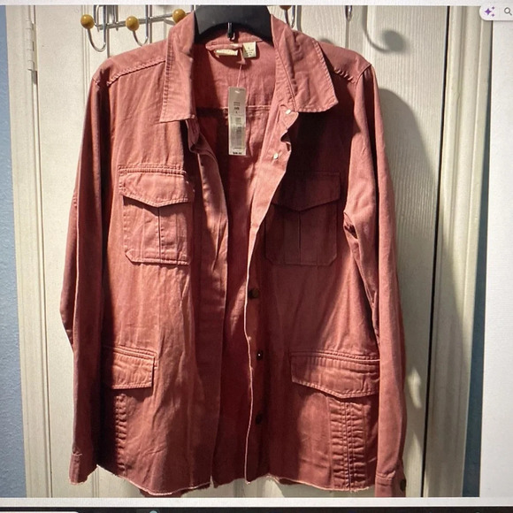 Westbound Womens Denim Jean Jacket Tattered Edges Metal Buttons Size L NWT - Picture 3 of 8